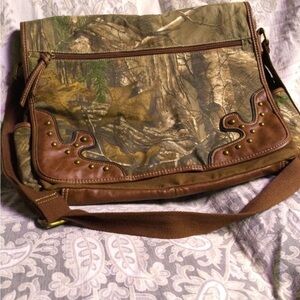 Camouflage LapTop / Messenger/ Book Bag.  Large